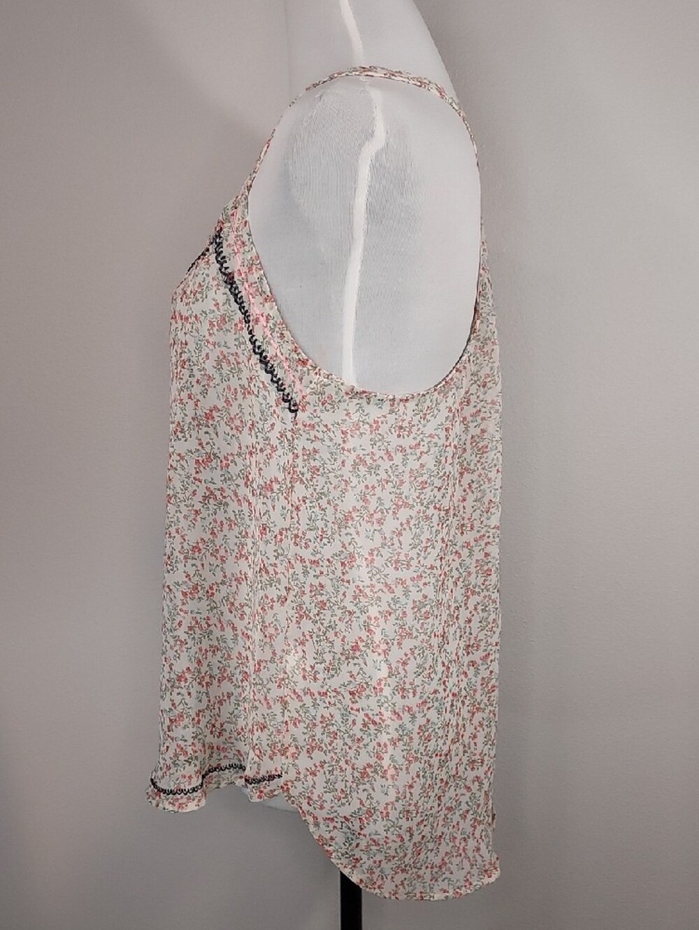 Maurices Off White Pink Green Floral Embroidered Semi Sheer Racerback Top Size M - Picture 4 of 8